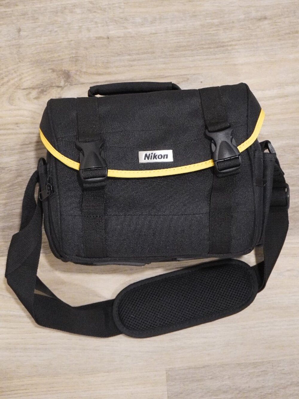 Nikon Camera Bag Black and Yellow Gadget Case 9.5" x 5" Travel Shoulder Bag